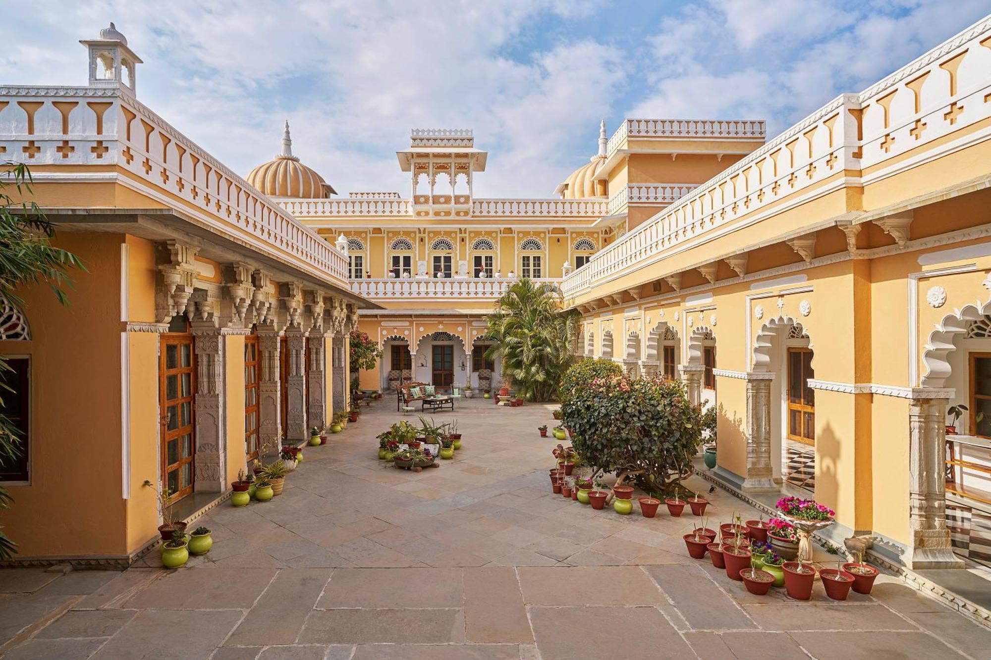Dev Shree Deogarh Hotel Devgarh  Eksteriør billede