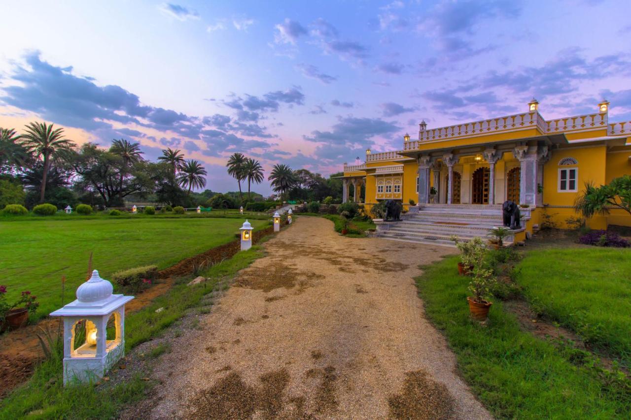 Dev Shree Deogarh Hotel Devgarh  Eksteriør billede